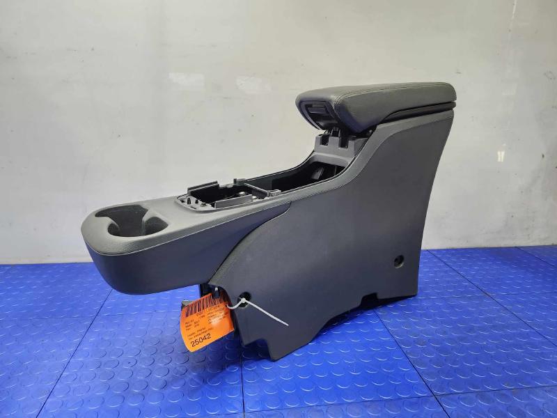 2019 Chevrolet Bolt Front Console