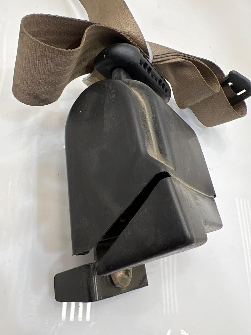 2002 Ford Explorer Rear Seat Belt
