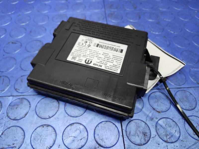 2021-2023 Jeep Renegade RFHM Module Keyless Entry OEM 52149838