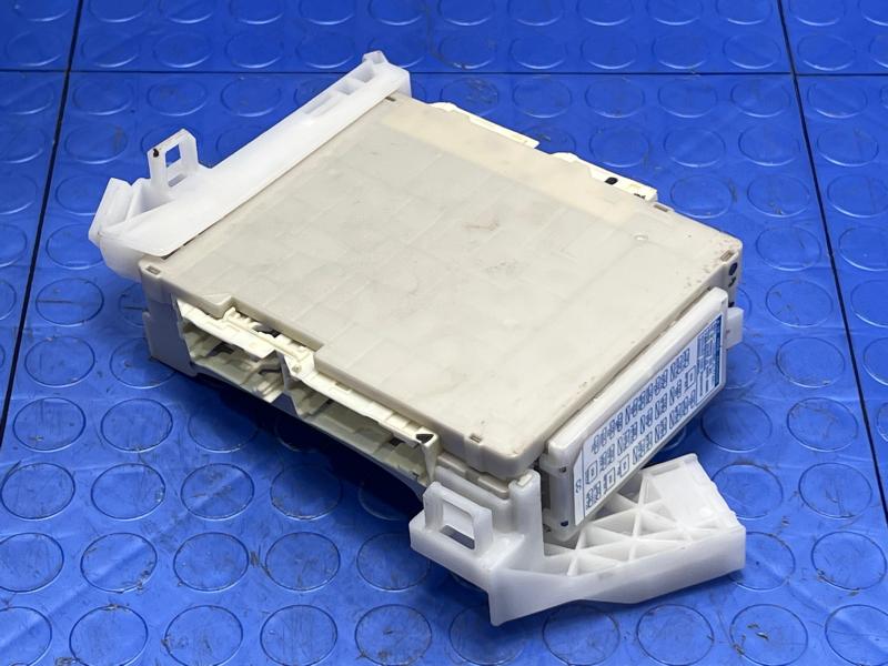2013 Toyota Prius V Multiplex Control Module Genuine OEM Part 8922147221