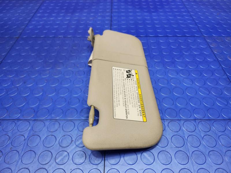 2015 Toyota Prius Sun Visor