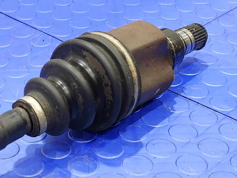 2014 Nissan Versa Axle Shaft
