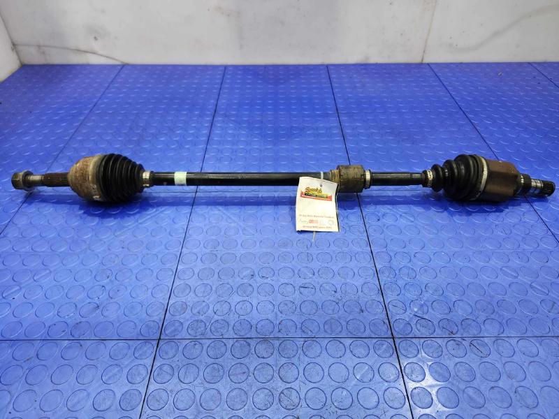 2014 Nissan Versa Axle Shaft