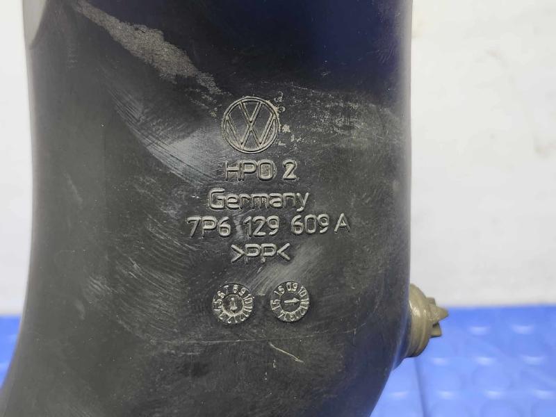 2011 Volkswagen Touareg Air Intake Tube/Resonator