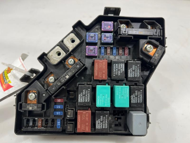 2006 2007 Honda Civic Fuse Box Engine Compartment 4Dr Sedan ONLY OEM 38250SNAA01