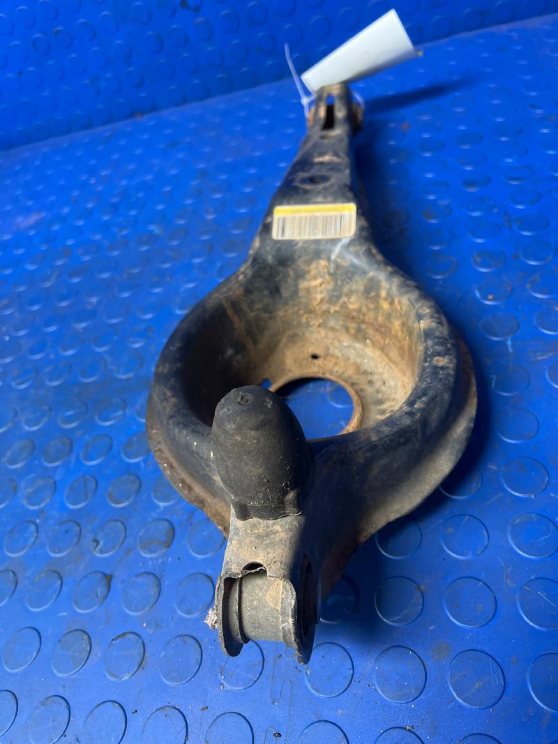 2012-2018 Ford Focus Rear Suspension Arm Left or Right Side OEM BV6Z5500C,LH