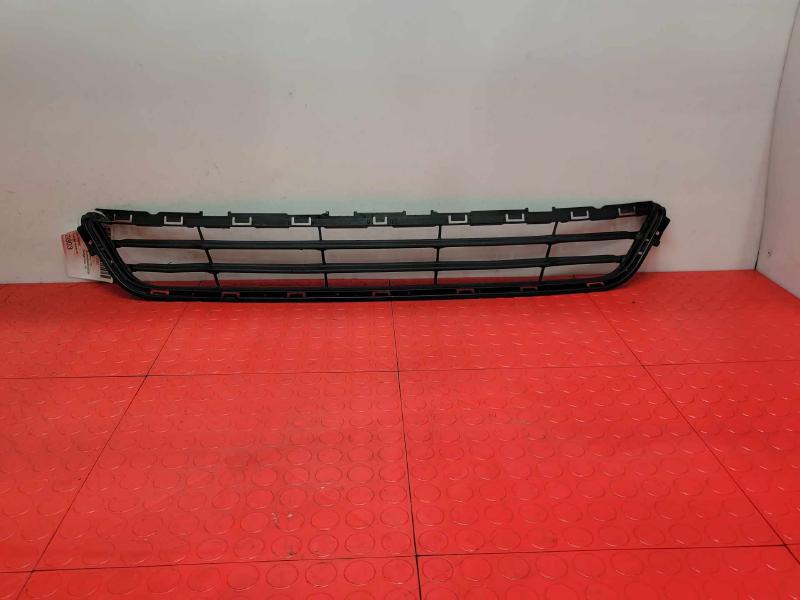 2014 Ford Fusion Grille
