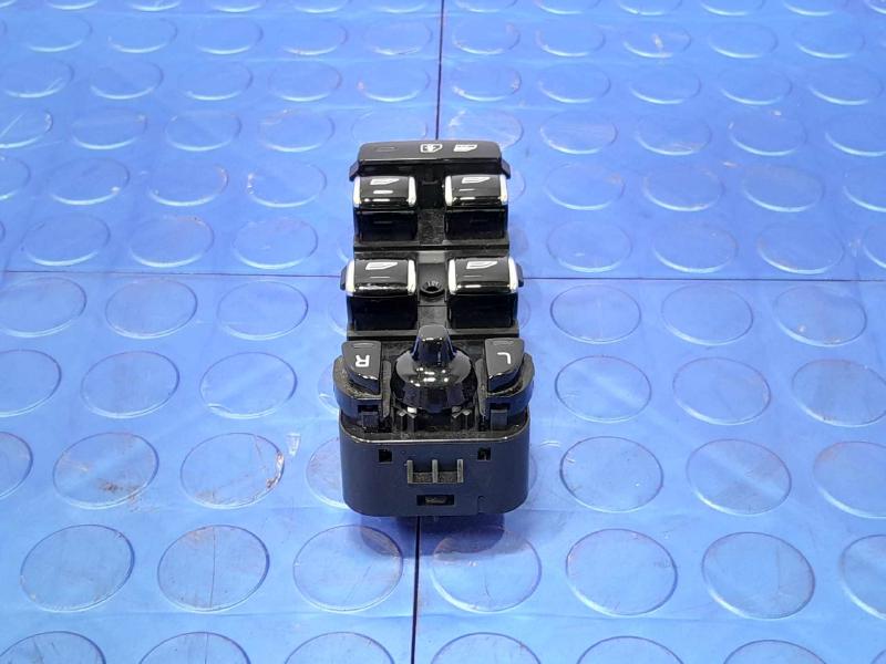 2018 Volvo S90 Door Switch Front