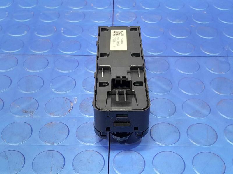 2018 Volvo S90 Door Switch Front