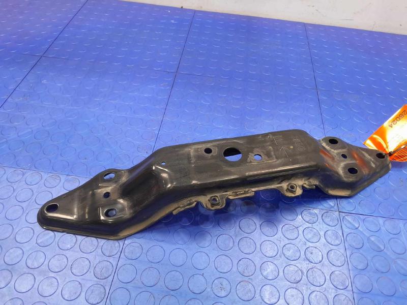 2015-2019 Subaru Outback 2.5L CVT Transmission Crossmember OEM 41011AL010