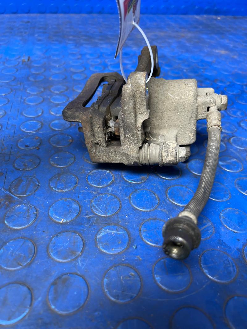 2003 Honda Pilot Caliper