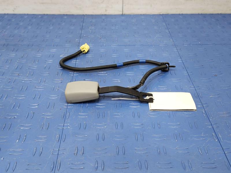2011 Subaru Forester Front Seat Belt