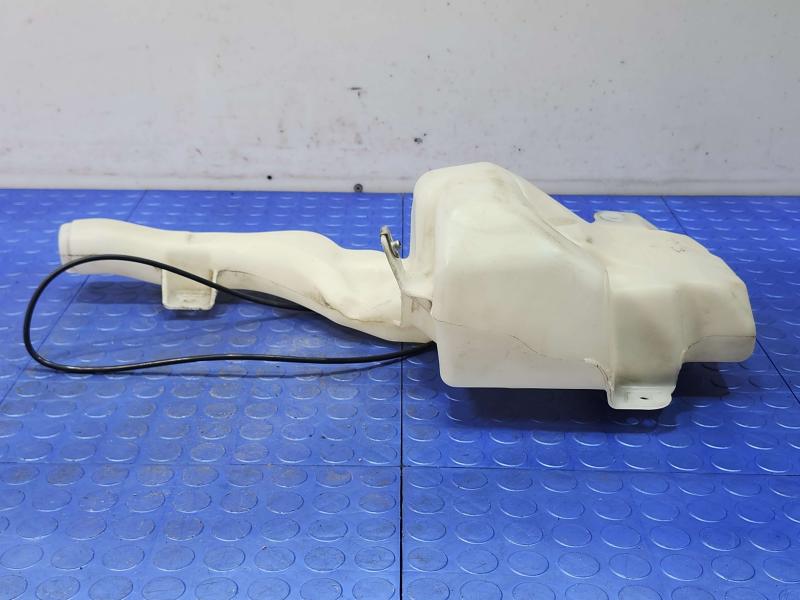 2016 Chevrolet Silverado 1500 Washer Bottle