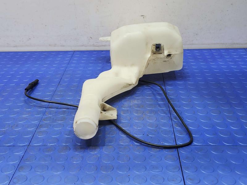 2016 Chevrolet Silverado 1500 Washer Bottle