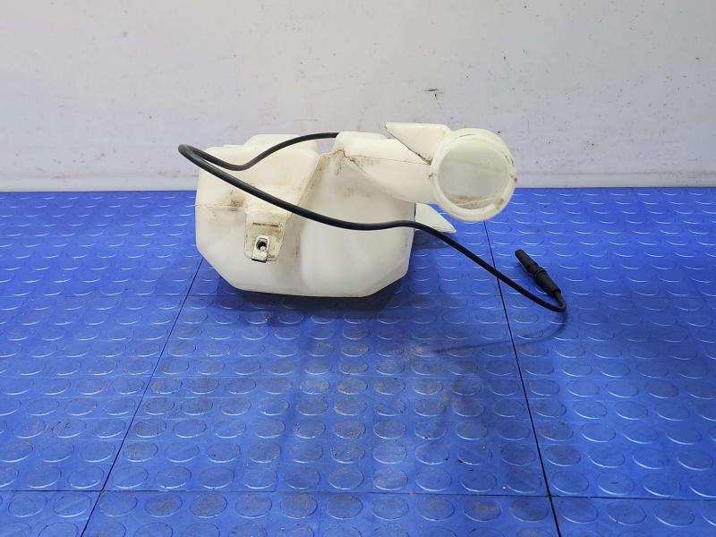 2016 Chevrolet Silverado 1500 Washer Bottle