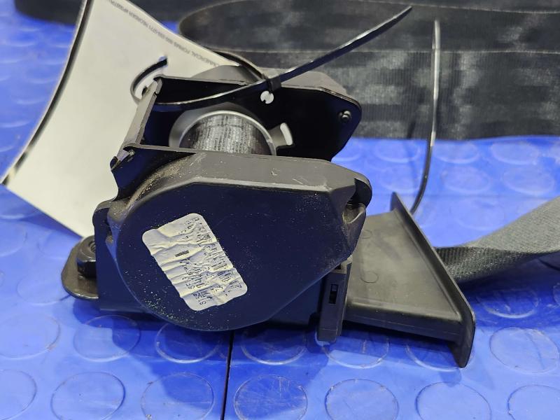 2018 Volkswagen Passat Rear Seat Belt