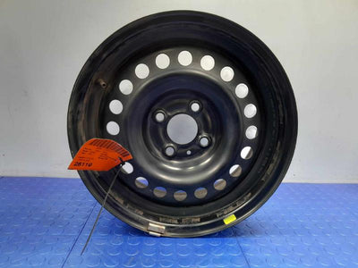 2022 Nissan Versa Wheel