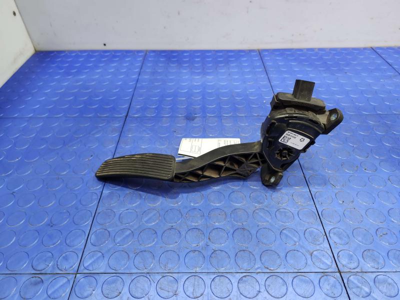2012 Dodge Grand Caravan Pedal Assembly