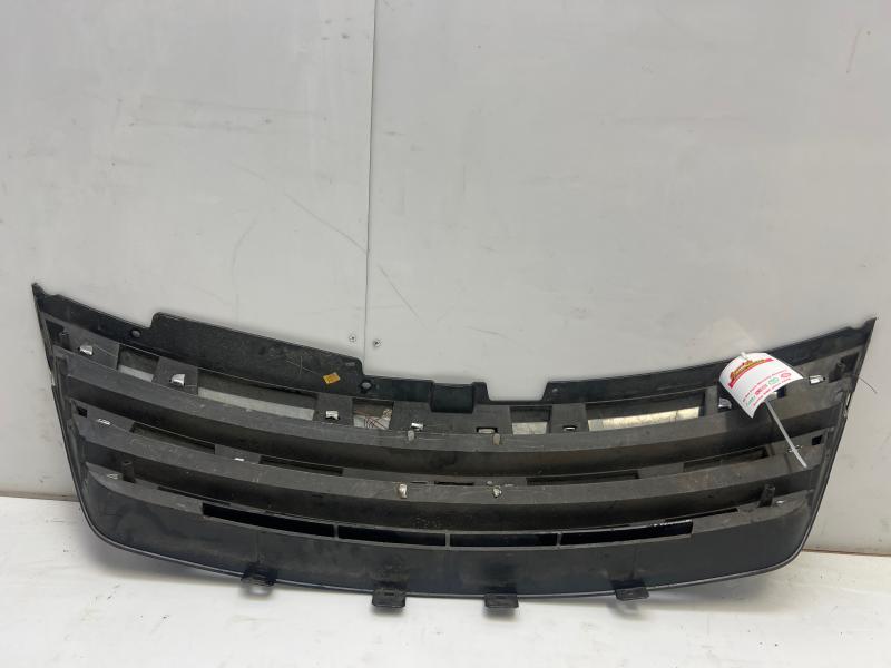 2007 Suzuki Vitara Grille