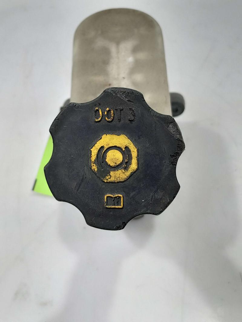 2010 Buick Enclave Master Cylinder