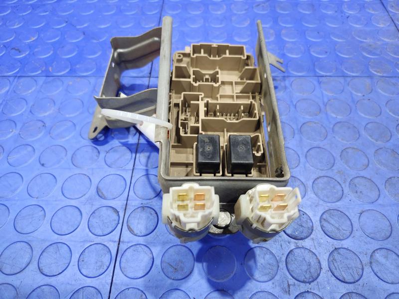 2003 Subaru Legacy Cabin Fuse Box