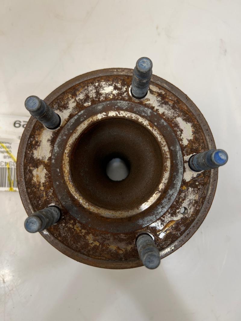2012 Chevrolet Volt Hub