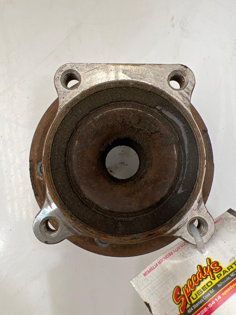 2012 Chevrolet Volt Hub