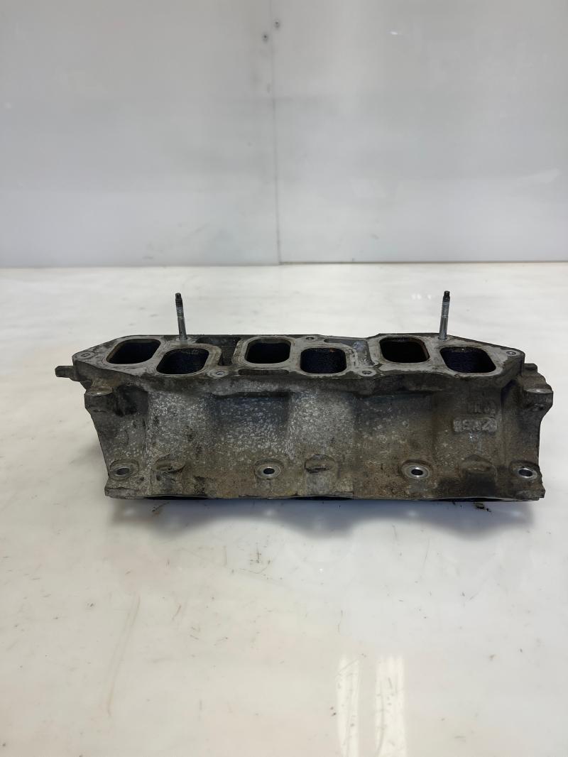 2009 Nissan Pathfinder Intake Manifold
