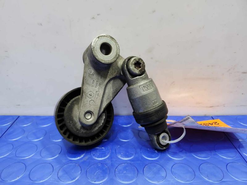 2013 Hyundai Santa Fe Engine Belt Tensioner