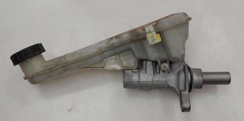 2013 - 2016 Ford Fusion Brake Master Cylinder Assembly OEM DG9Z2140A