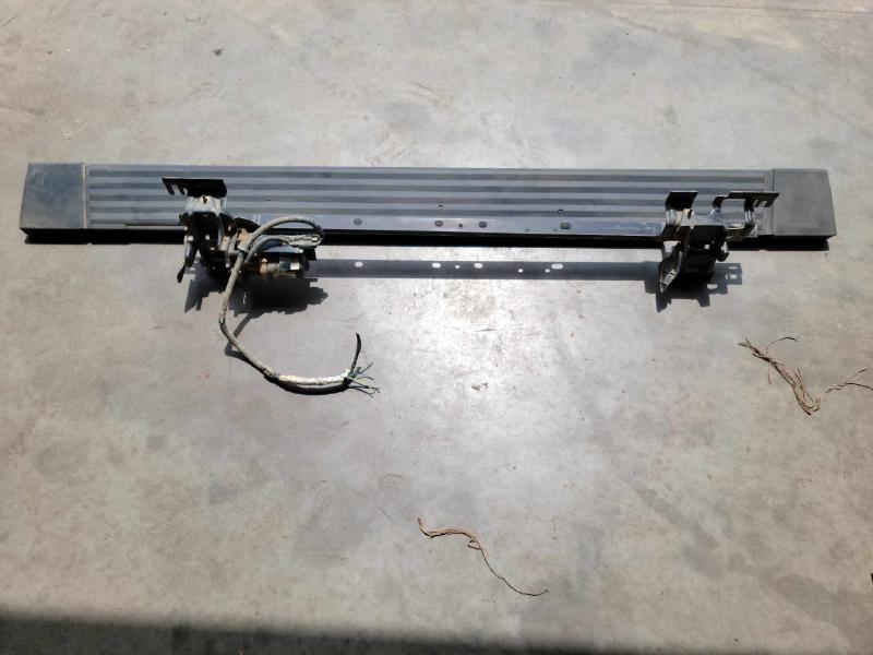 2013 GMC Yukon Running Boards
