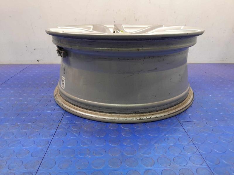 2015 Chevrolet Camaro Wheel