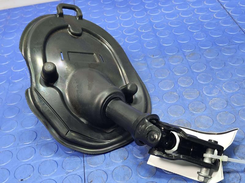 2018-2020 Buick Regal Upper Steering Intermediate Shaft Genuine OEM 84393915