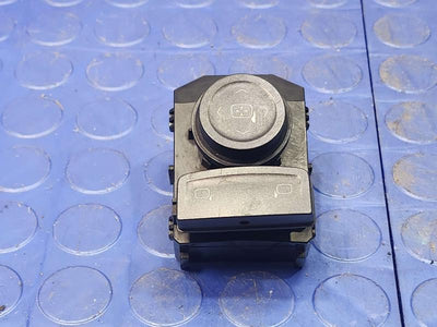2016 Chevrolet Silverado 1500 Door Switch Front
