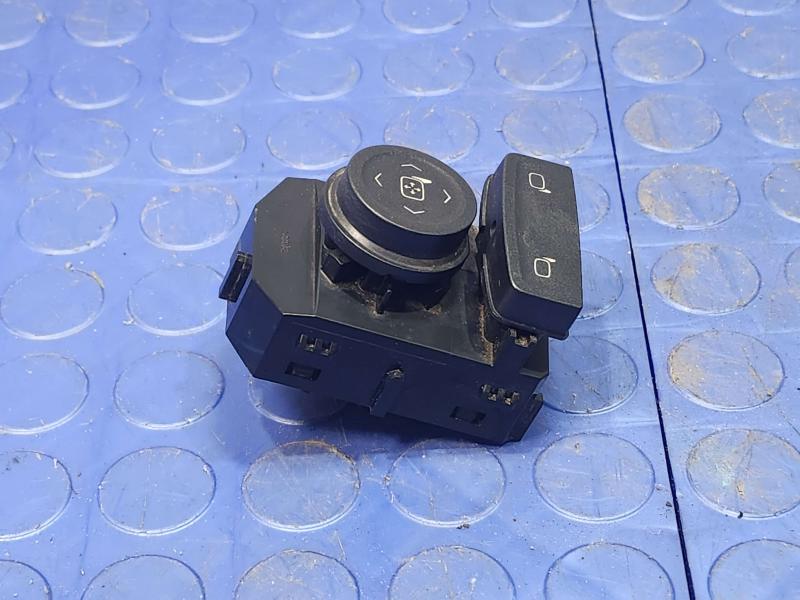 2016 Chevrolet Silverado 1500 Door Switch Front
