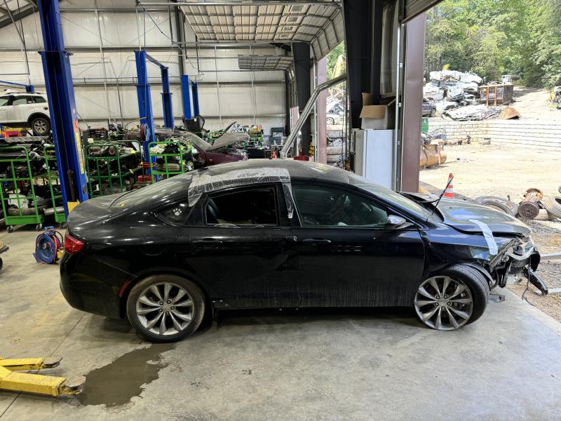 2016 Chrysler 200 Air Bag
