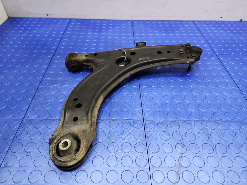 2005 Volkswagen Jetta Lower Control Arm Front
