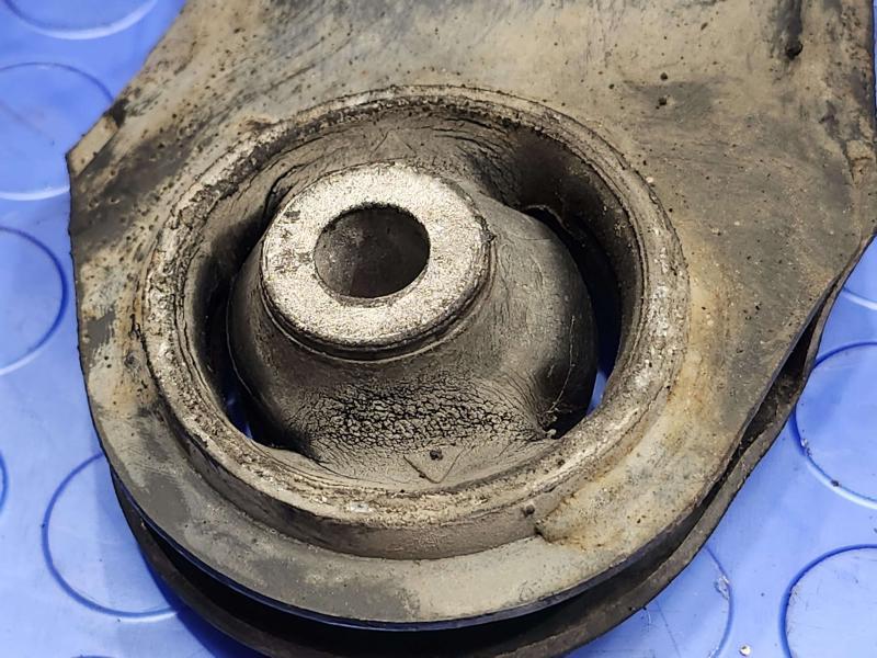 2005 Volkswagen Jetta Lower Control Arm Front