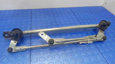 2016-2020 Kia Sorento Windshield Wiper Linkage Transmission OEM 98120C5000