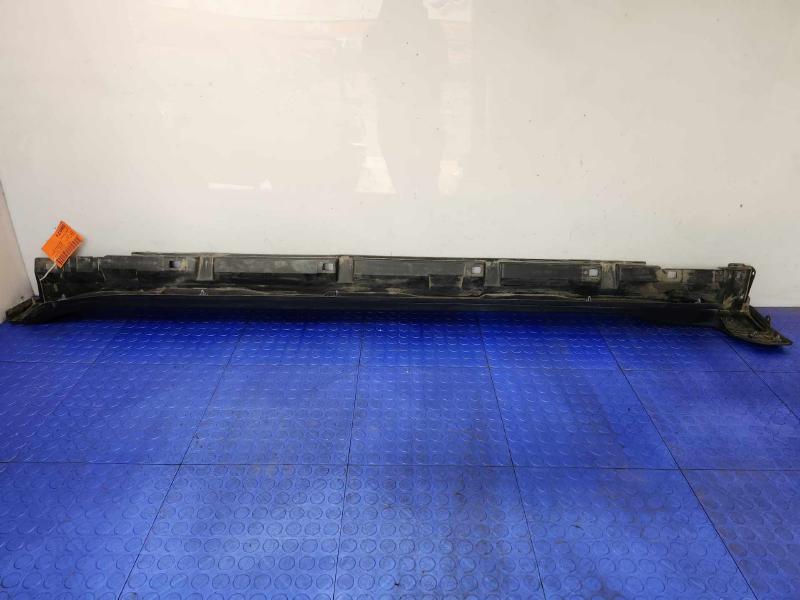 2018 Subaru Legacy Rocker Moulding