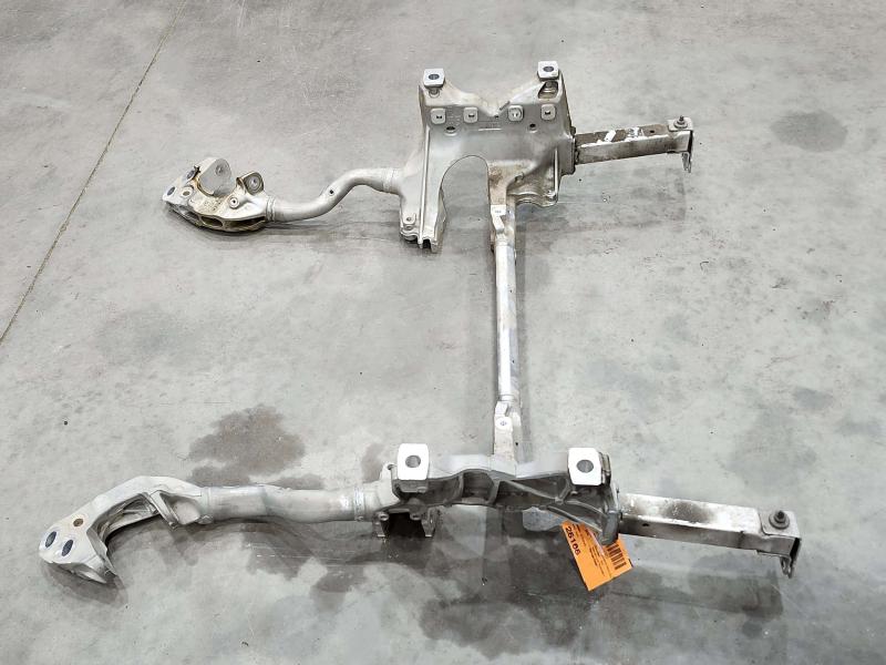 2018 Audi Q7 Crossmember/Cradle/Undercarria