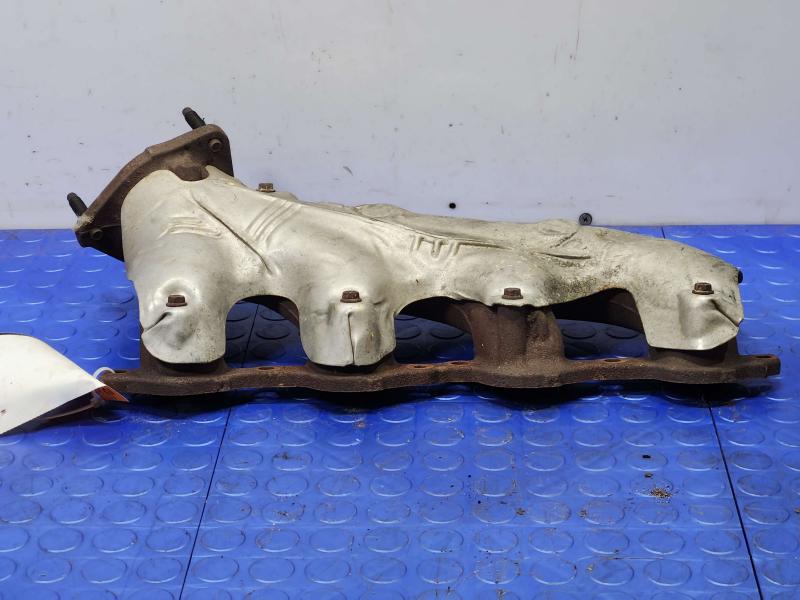 2012 GMC Yukon Exhaust Manifold