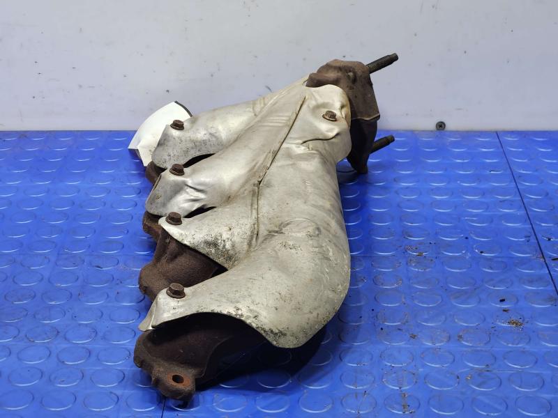 2012 GMC Yukon Exhaust Manifold