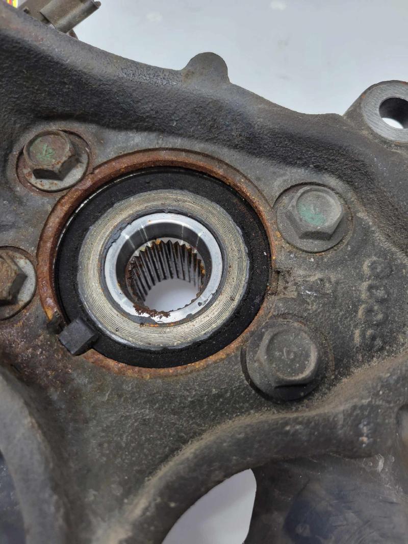 2015 Nissan Rogue Spindle Knuckle Front
