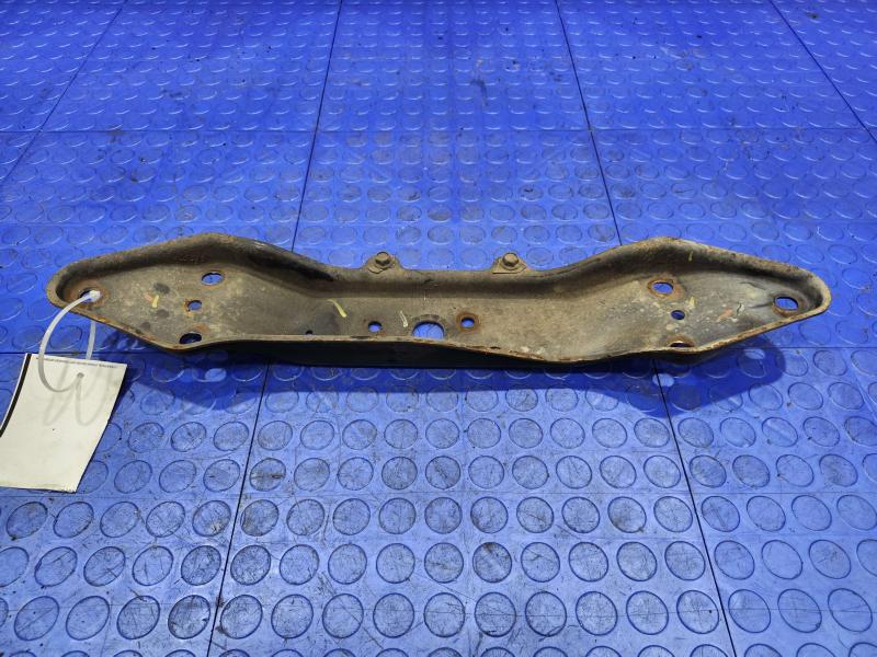 2008 Subaru Legacy Trans. Crossmember