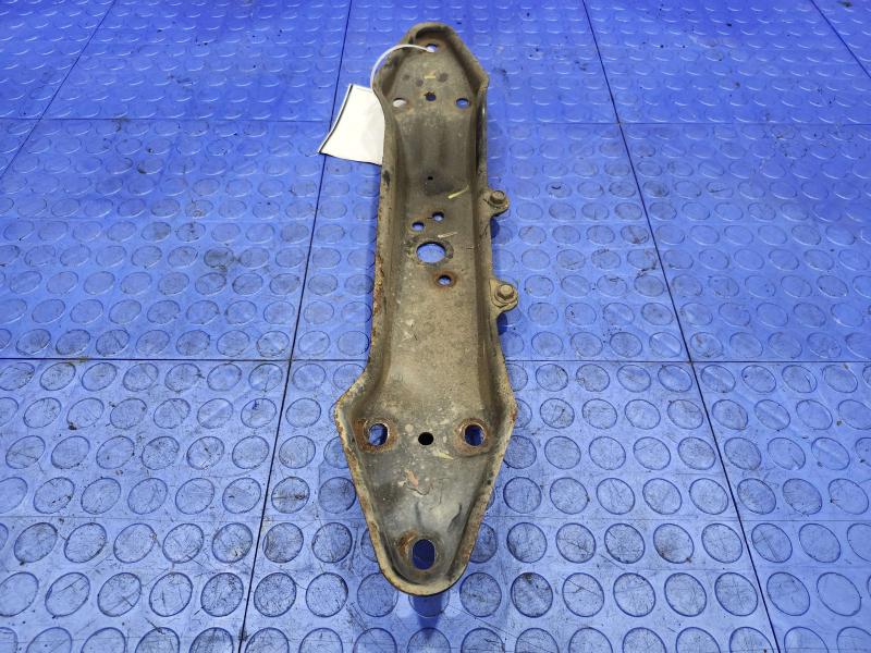 2008 Subaru Legacy Trans. Crossmember