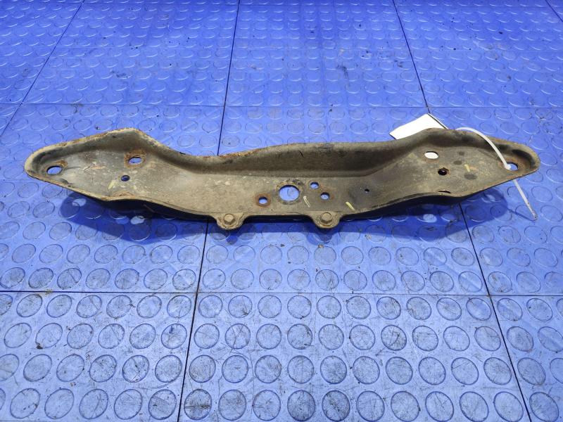2008 Subaru Legacy Trans. Crossmember