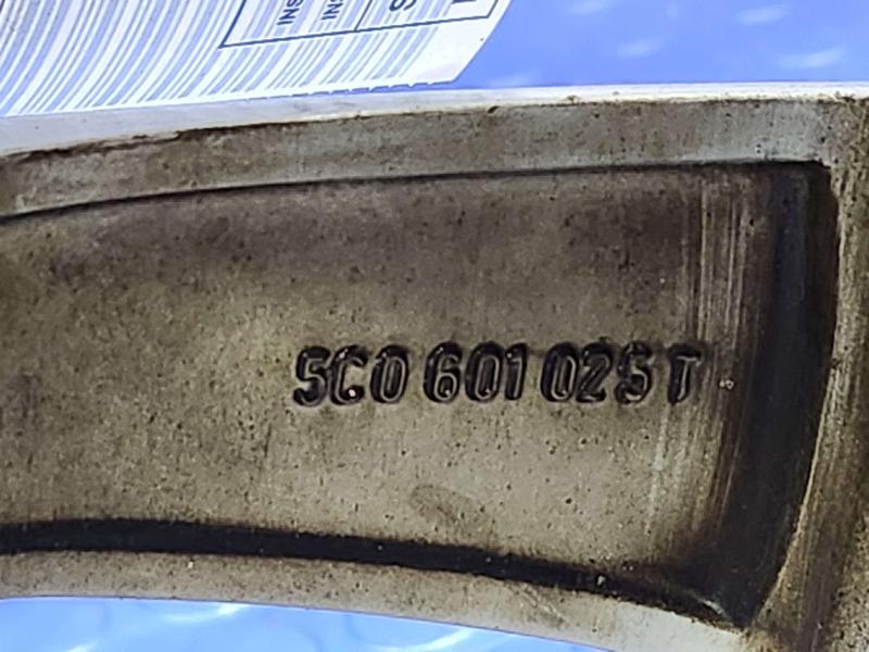 2015 Volkswagen Beetle Wheel