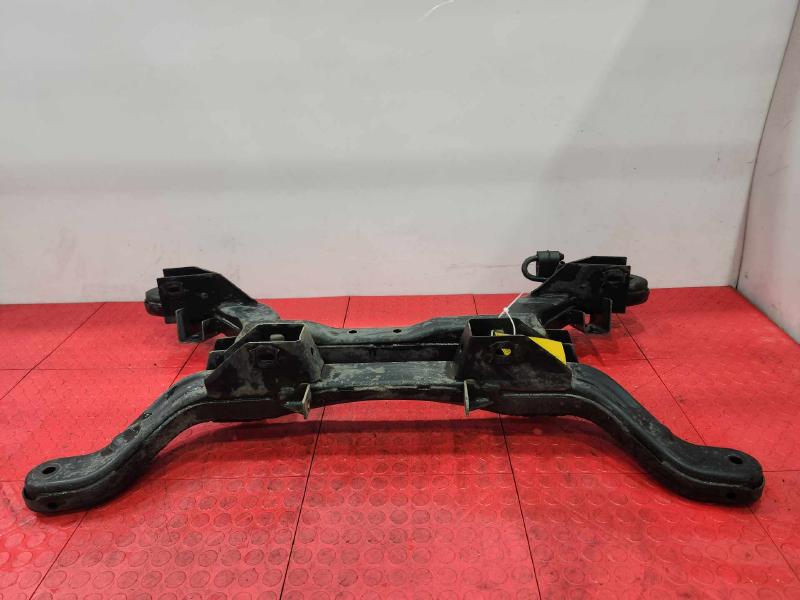 2013 Chevrolet Malibu Crossmember/Cradle/Undercarria