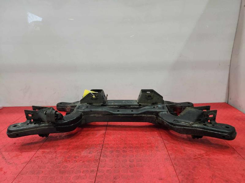 2013 Chevrolet Malibu Crossmember/Cradle/Undercarria